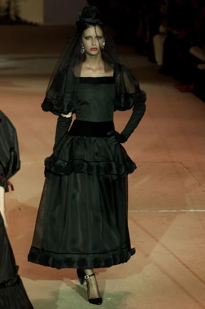 Look 99